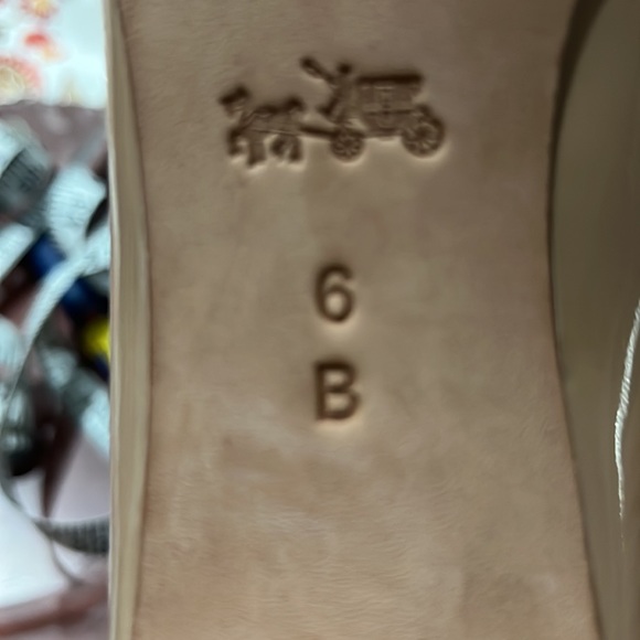 Coach heels - Picture 5 of 5